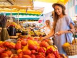 Culture, marchés provençaux et baignade : le programme idéal pour vos vacances en camping à Fréjus